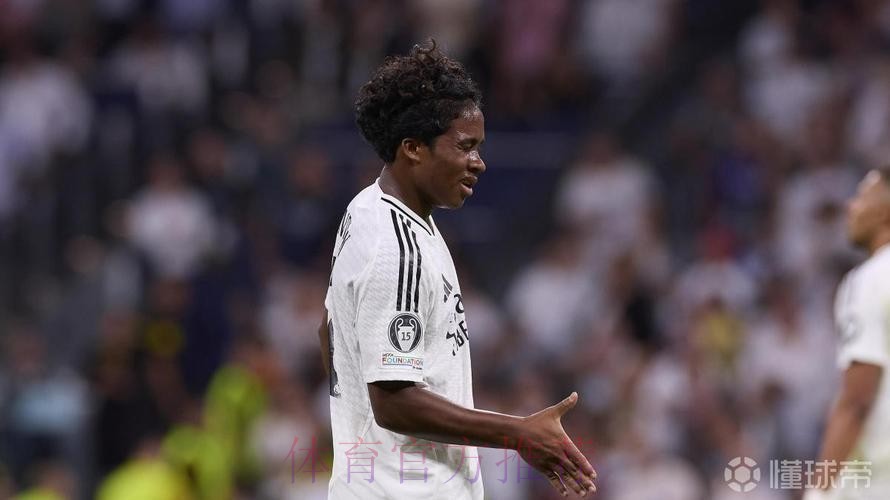 意媒:尤文今夏想租恩德里克 但被阿隆索否决 意媒:尤文今夏想租恩德里克 但被阿隆索否决